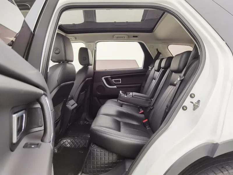 Land Rover Discovery Sport 240PS SE VI — фото 14