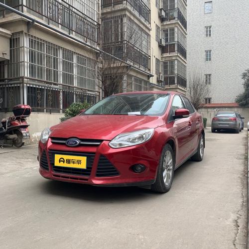 Ford Focus 2012 1.6L MT Comfort
