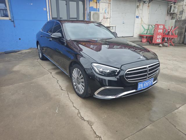 Mercedes-Benz E-class 2022 Черный из Китая