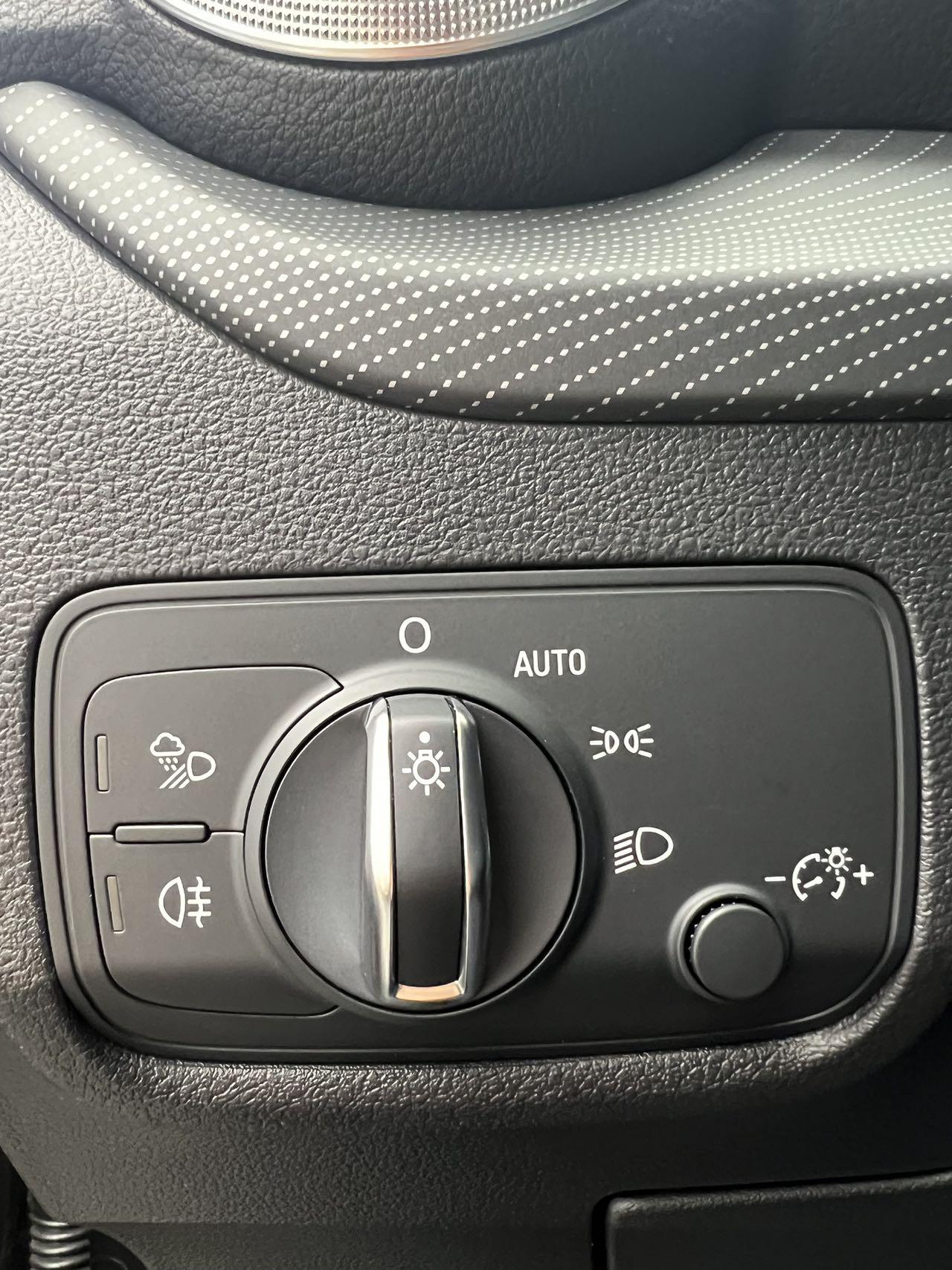 Audi Q2L — фотографии объявления, Фото 15