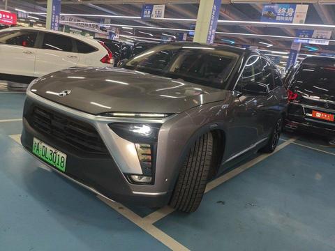 Nio ES8