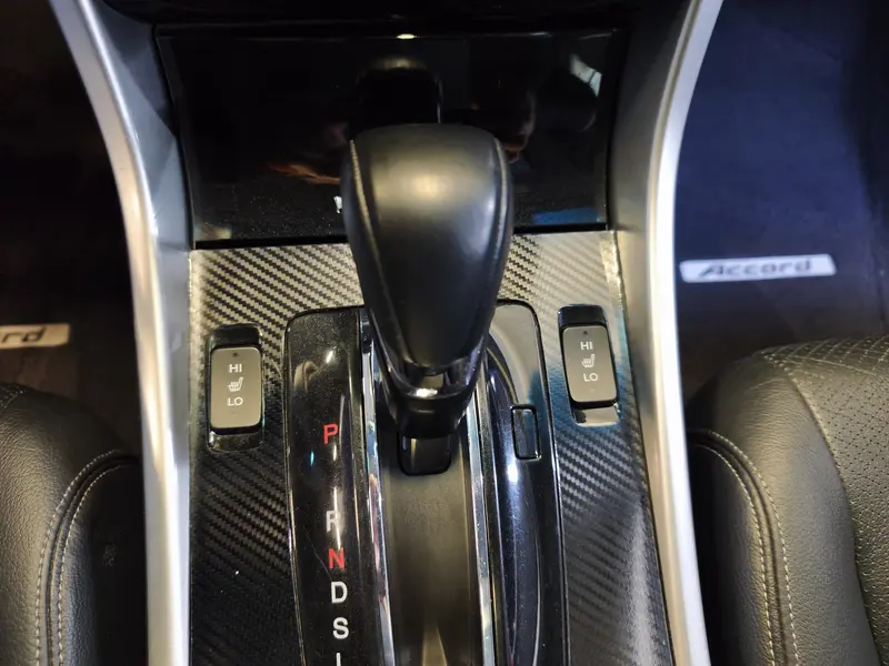 Honda Accord — фото 11