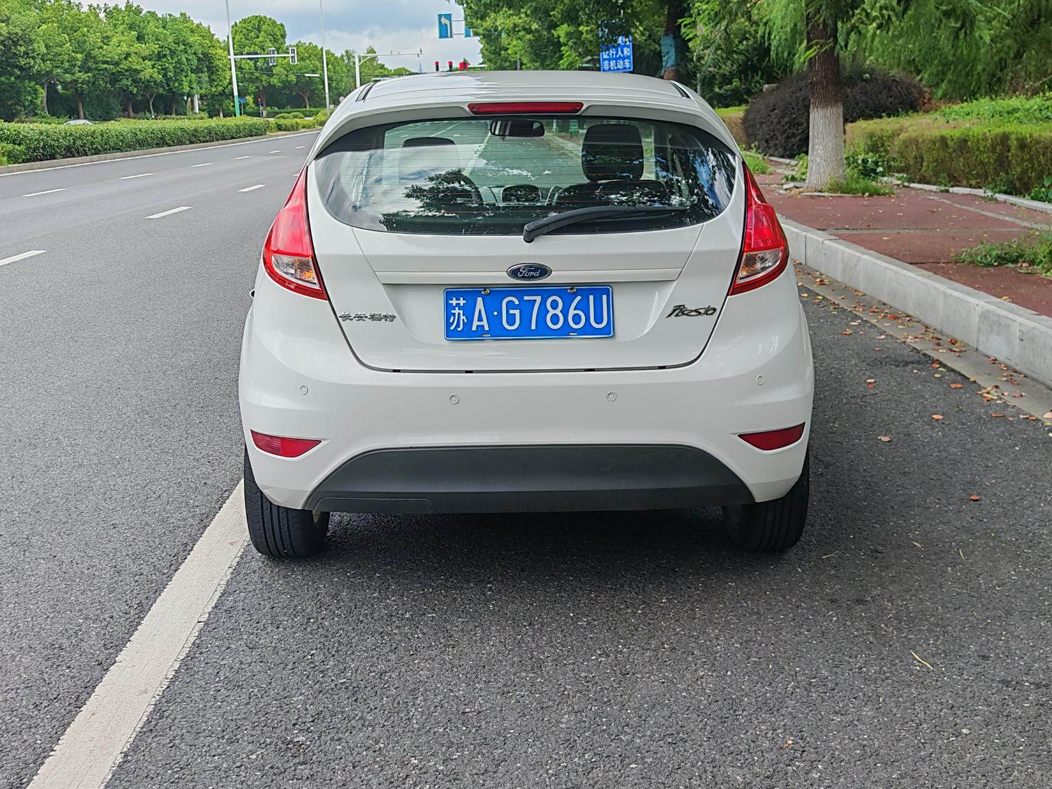 Ford Fiesta — фотографии объявления, Фото 14
