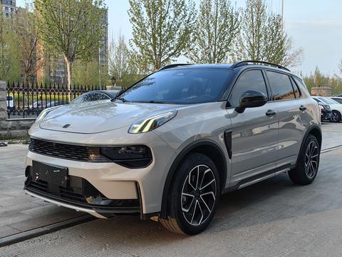 Lynk & Co 01