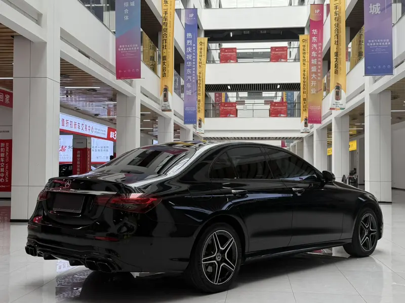 Mercedes-Benz E-Class E 260 Luxury Sport — фото 7