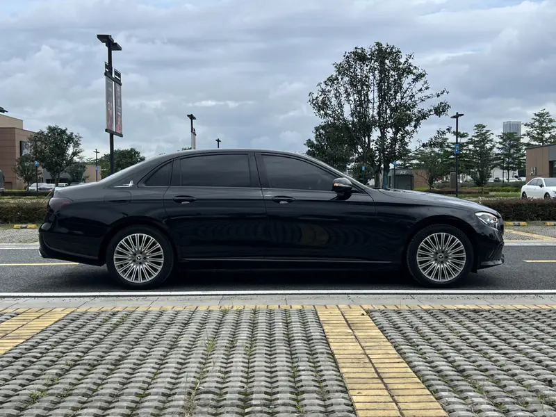 Mercedes-Benz E-Class E 300 L Luxury — фото 8