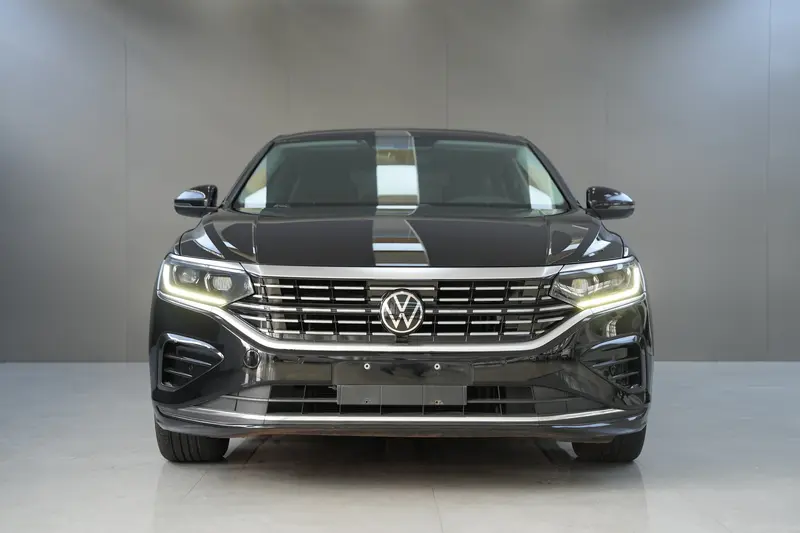 Volkswagen Passat — фото 2