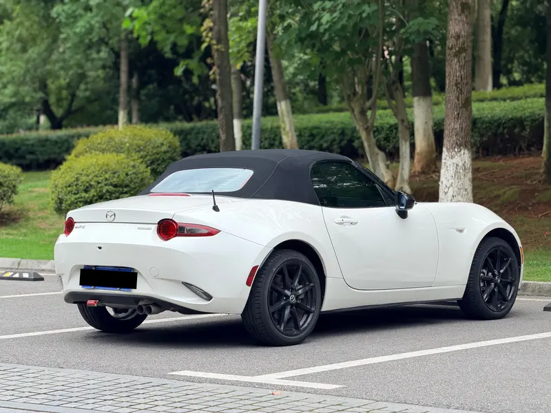 Mazda MX-5 — фото 6