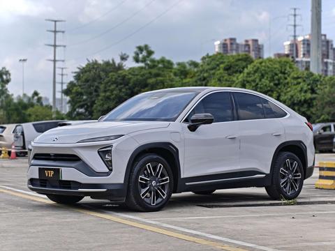 Nio EC6