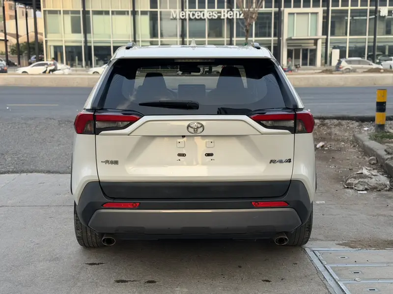 Toyota RAV 4 2.0 L CVT 2 WDPlus — фото 5