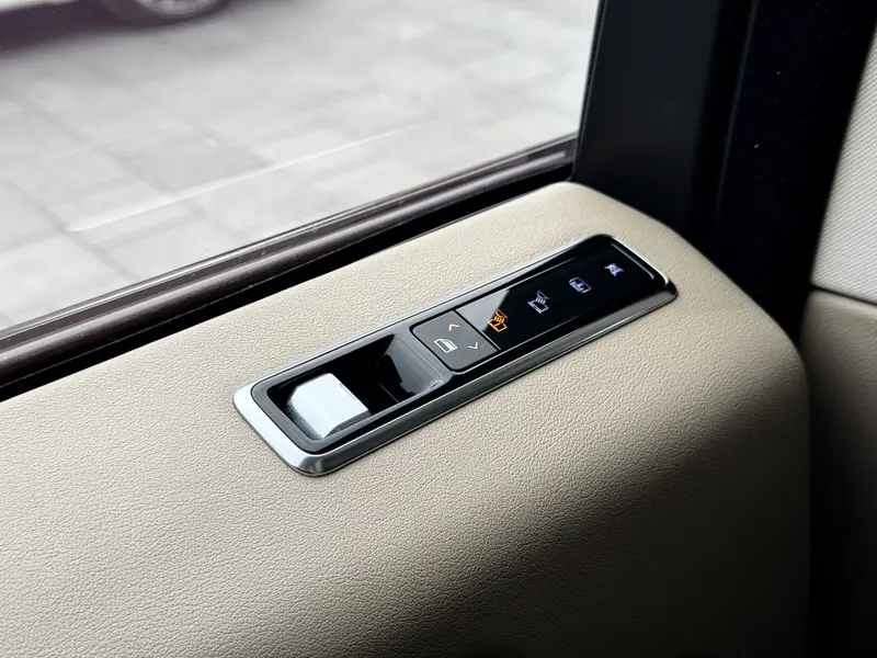 Land Rover Range Rover — фото 15