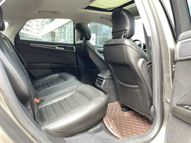 Ford Mondeo — фото 16