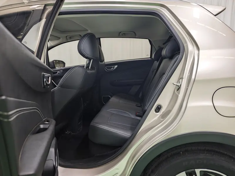 Geely Vision X3 — фото 18