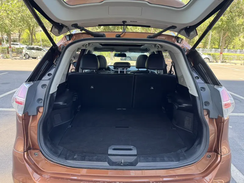 Nissan X-Trail — фото 15