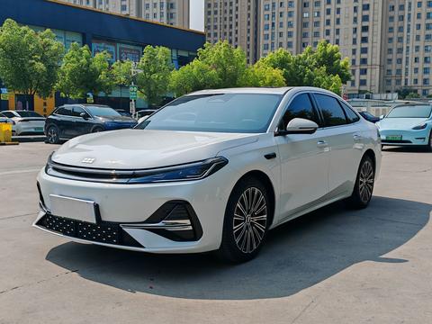 Geely Galaxy A7 EM