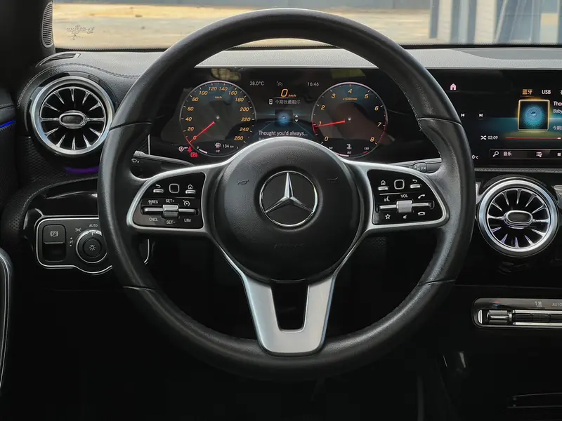 Mercedes-Benz A-Class A 200 L — фото 9