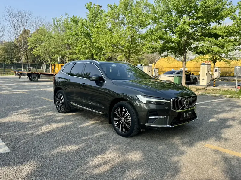 Volvo XC60 — фото 3