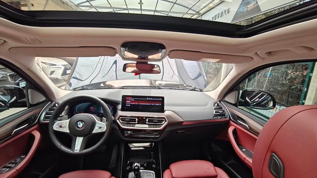 BMW X3 2024 Черный из Китая, фото 2