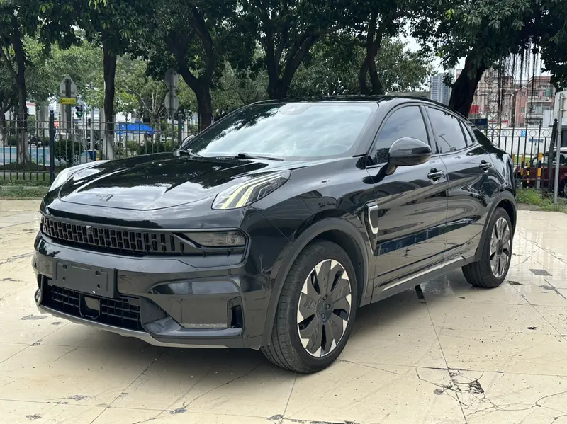 Lynk&Co 05 EM-P