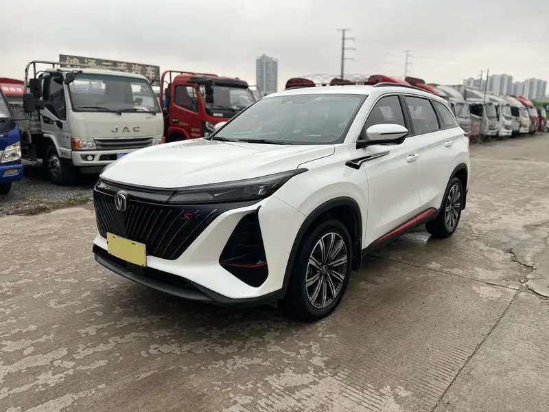 Changan CS75 PLUS — фото 1