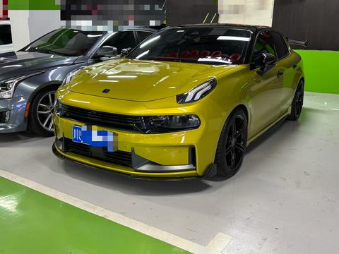 Lynk & Co 03