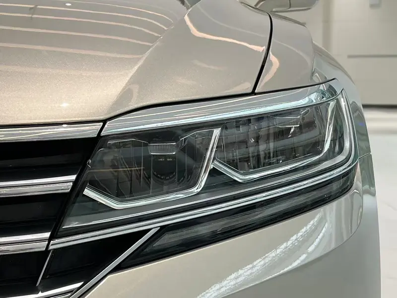 Volkswagen Phideon — фото 8