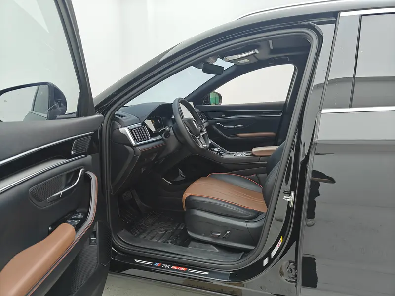 BYD Song Plus 1.5T автомат флагман — фото 17