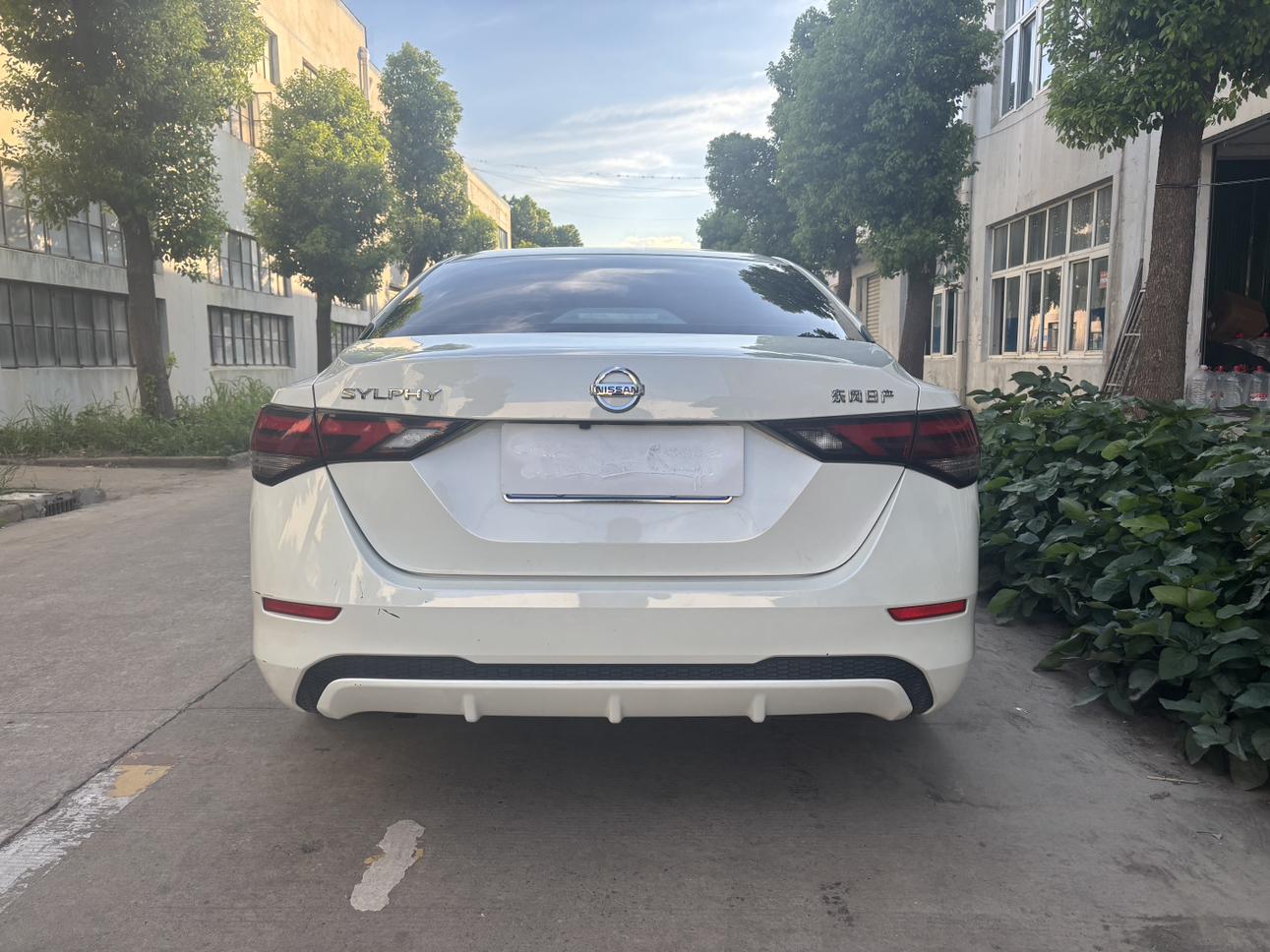 Nissan Sylphy: фотография 10 из 12