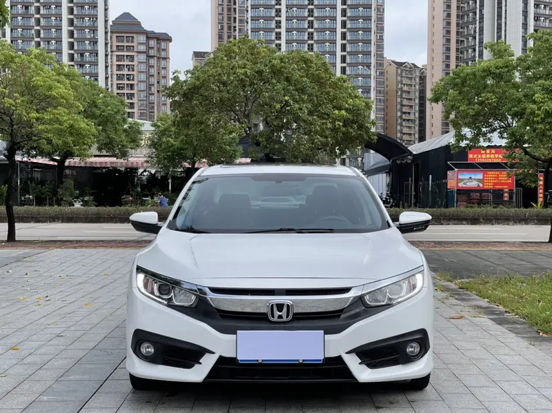 Honda Civic — фото 2
