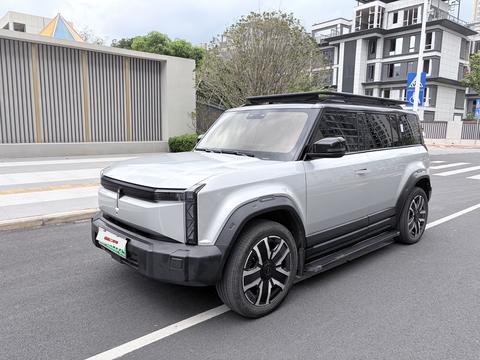 iCAR 03