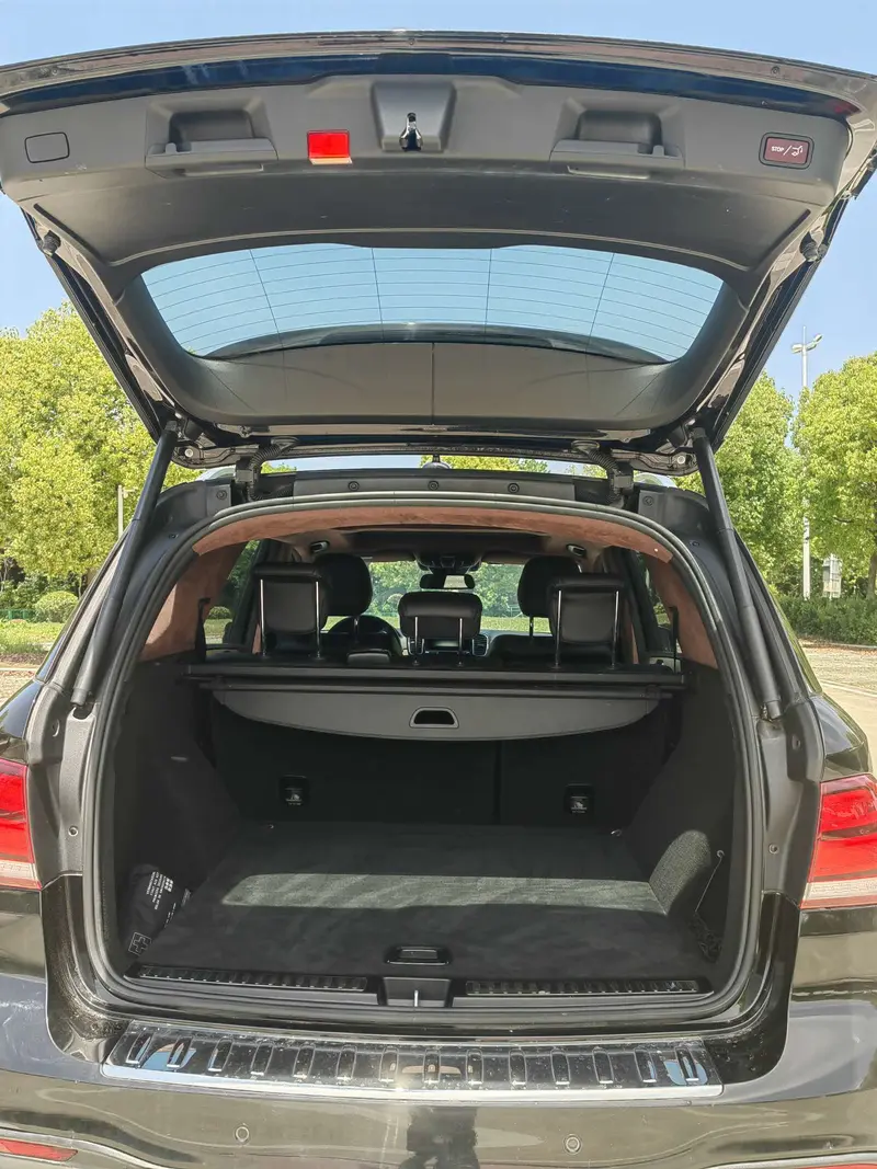 Mercedes-Benz GLE — фото 11