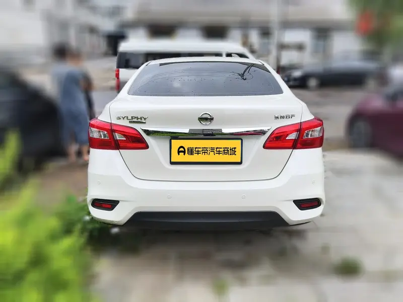 Nissan Sylphy 1.6 XL CVT люкс — фото 5