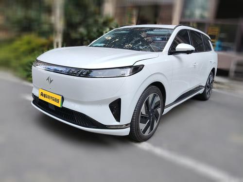 Dongfeng eπ 008
