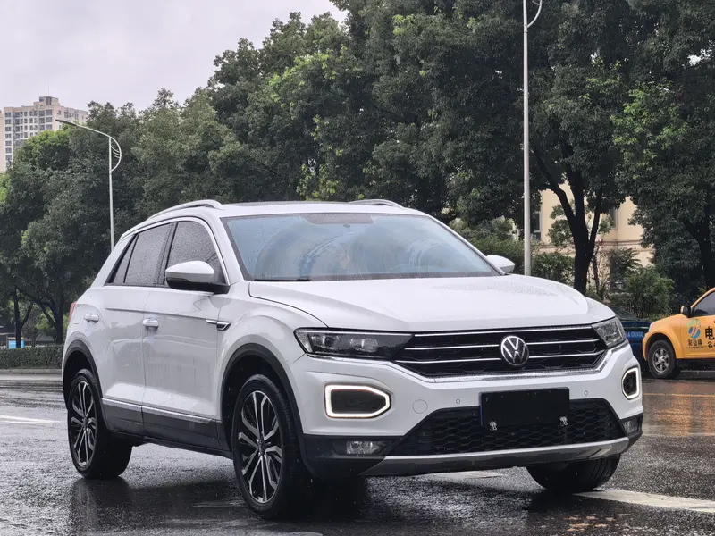 Volkswagen T-Roc — фото 3