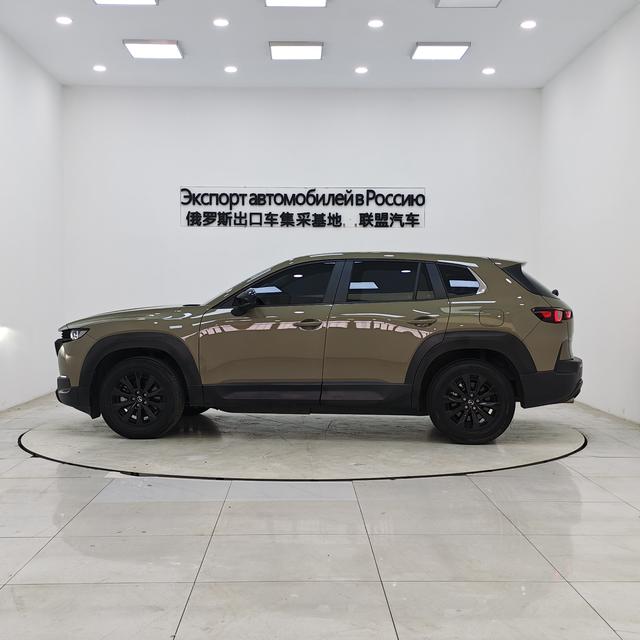 Mazda CX-50 line also 2023 Желтый из Китая