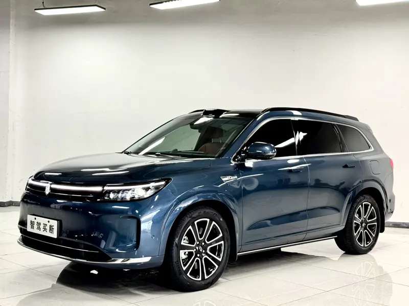 AITO M 7 Ultra RWD