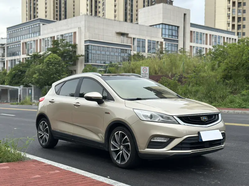 Geely Emgrand GS Sport 1.3 T AT — фото 3