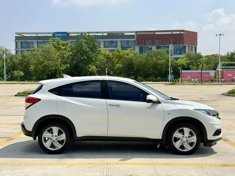 Honda Vezel 1.5L CVT смарт — фото 8