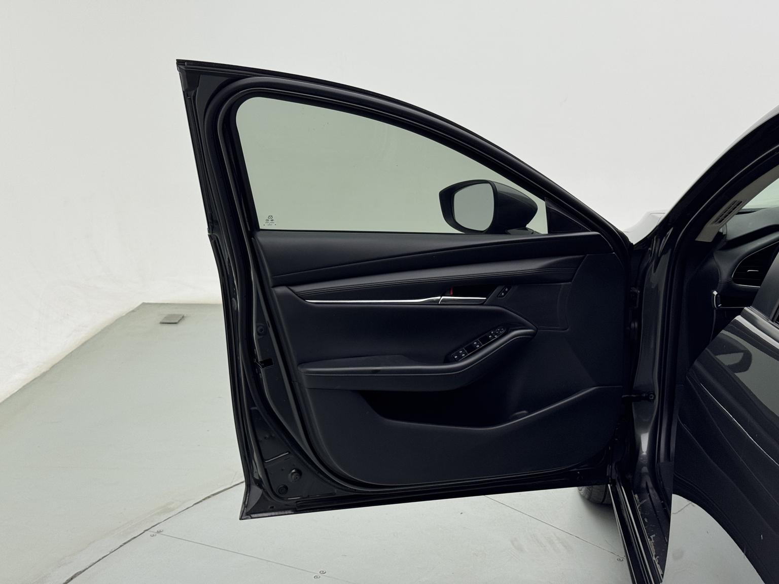 Mazda Mazda3 — фотографии объявления, Фото 21