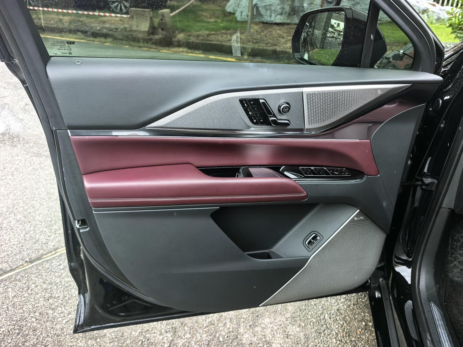 Cadillac XT5: фотография 11 из 16
