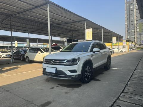 Volkswagen Tharu 2019 330TSI Luxury VI