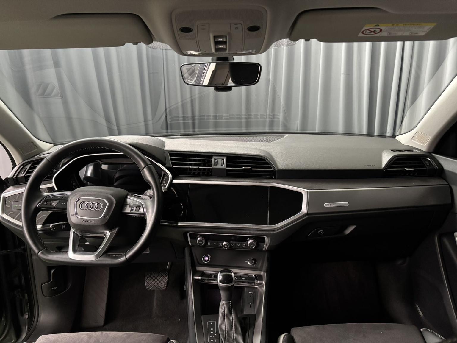 Audi Q3 — фотографии объявления, Фото 11