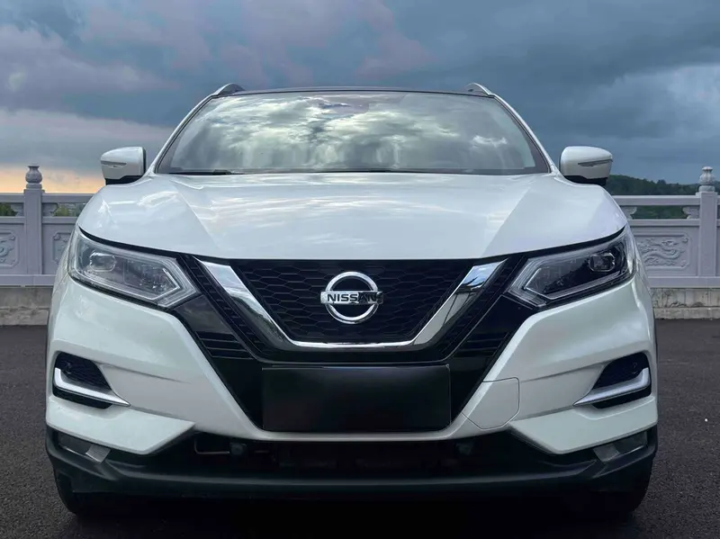Nissan Qashqai — фото 2
