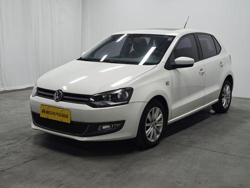 Volkswagen Polo 2013 1.6L AT Luxury