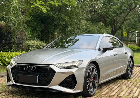 Audi A7L