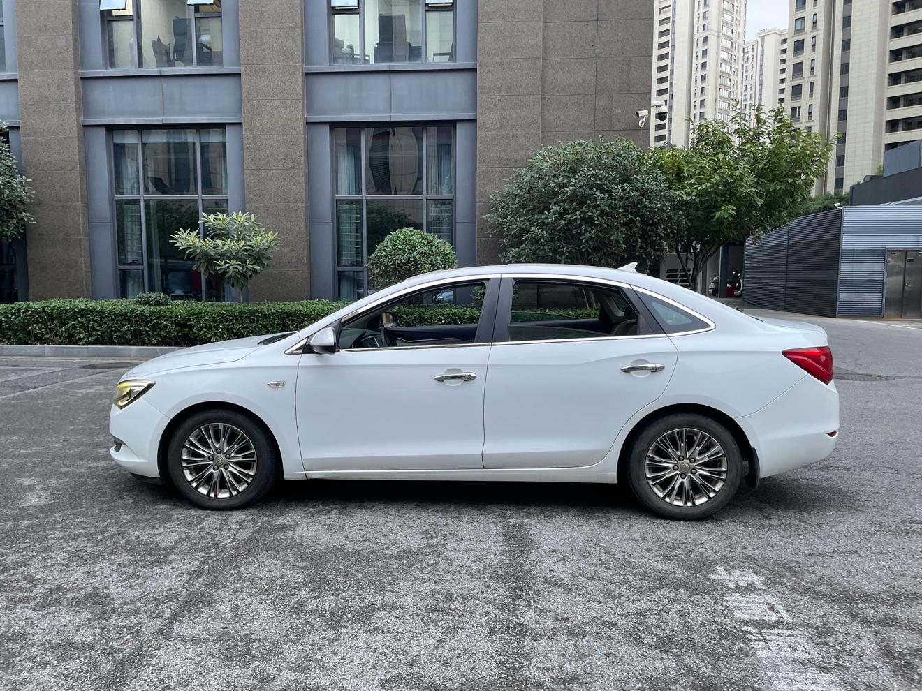 Buick Excelle — фотографии объявления, Фото 6