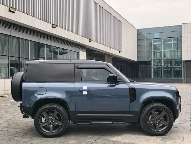Land Rover Defender — фото 4