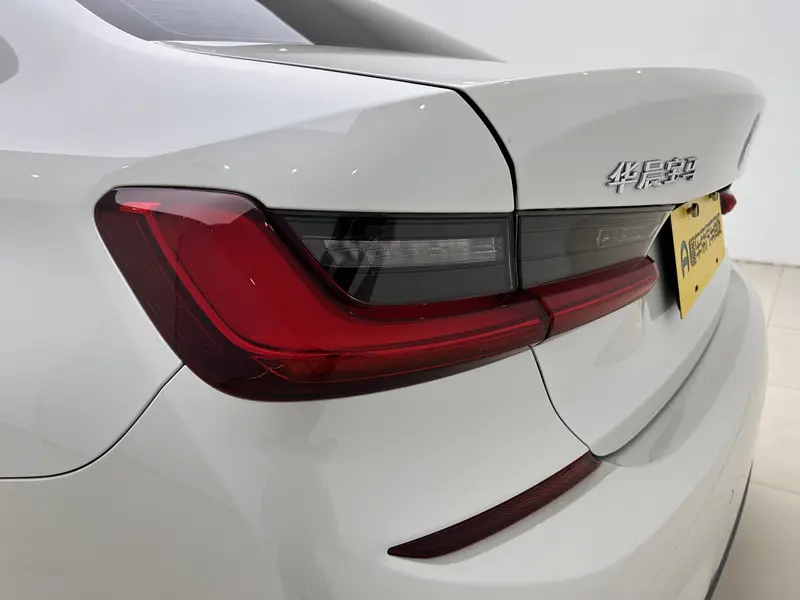 BMW 3 Series — фото 10