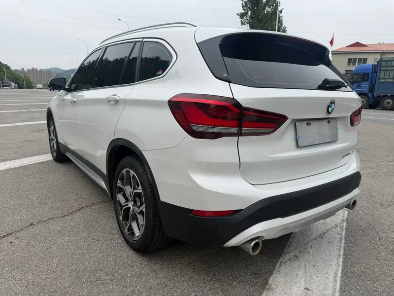 BMW X1 — фото 4
