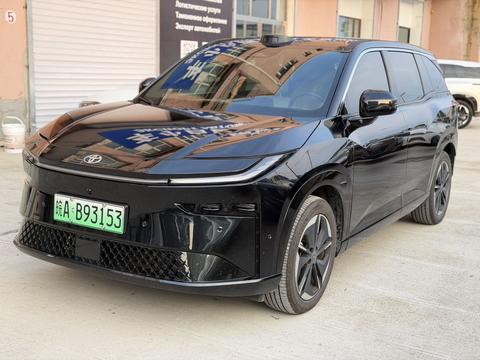Toyota bZ3X, 2025 год